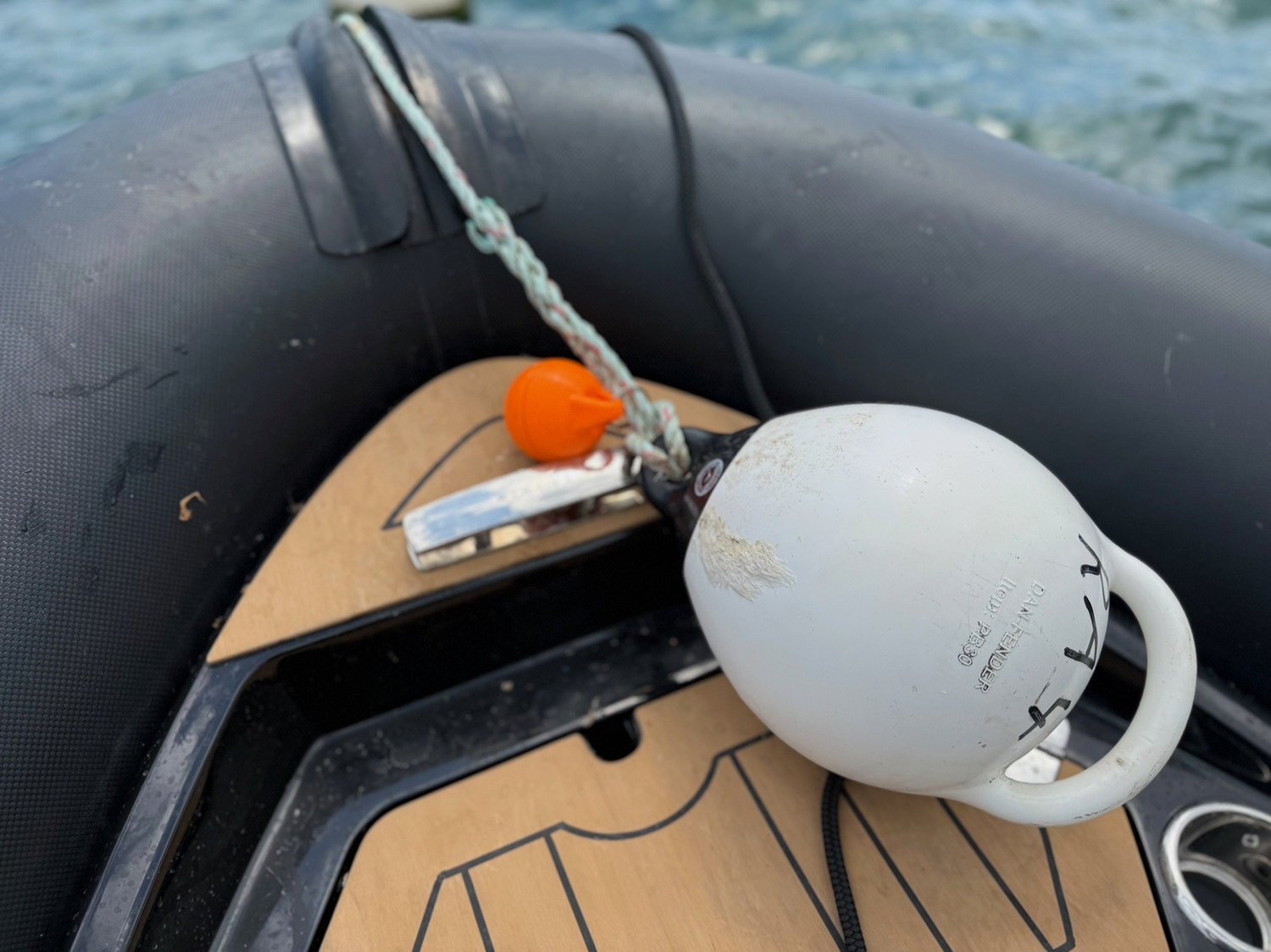 SeaSight Shield mooring sensor in use on a mooring line